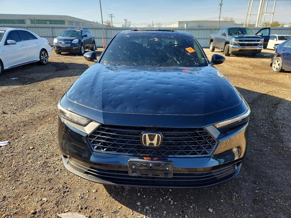 2023 Honda Accord VIN 1HGCY1F31PA054300 COPART salvage auction — HAIL, Il - Salvage Certificate, sold $7,600 on 2026-07-03 (photo 5)