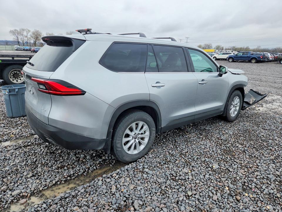 2024 Toyota Highlander VIN 5TDACAB5XRS027940 COPART salvage auction — FRONT END, Il - Salvage Certificate, sold $17,600 on 2026-07-06 (photo 3)