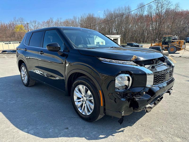 2025 Mitsubishi Outlander VIN JA4J3UA81SZ036733 COPART salvage auction — MINOR DENT/SCRATCHES, Ga - Certificate Of Title, sold $17,000 on 2026-07-15 (photo 4)