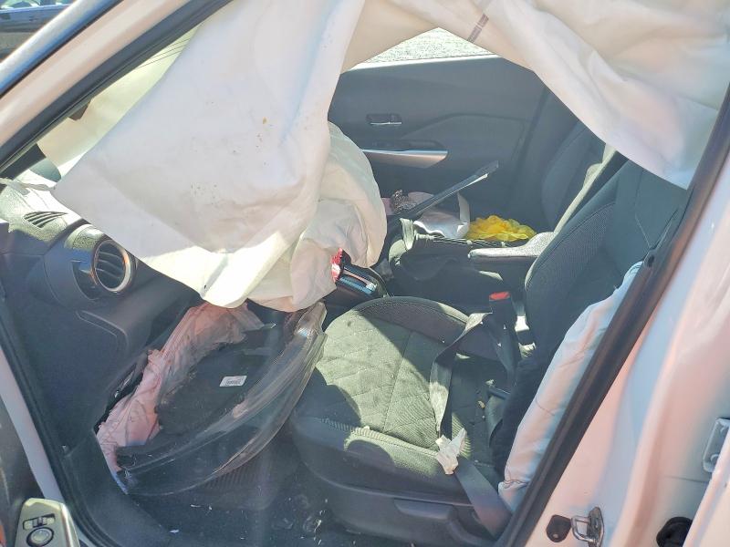2020 Nissan Kicks VIN 3N1CP5CV3LL545701 COPART salvage auction — FRONT END, NC - SALVAGE CERTIFICATE OF TITLE, sold $750 on 2026-07-02 (photo 7)