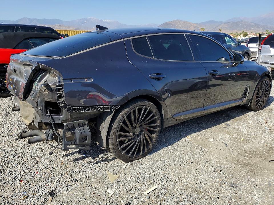 2022 Kia Stinger VIN KNAE55LC9N6105146 COPART salvage auction — REAR END, Salvage Title, sold $11,600 on 2026-08-05 (photo 3)