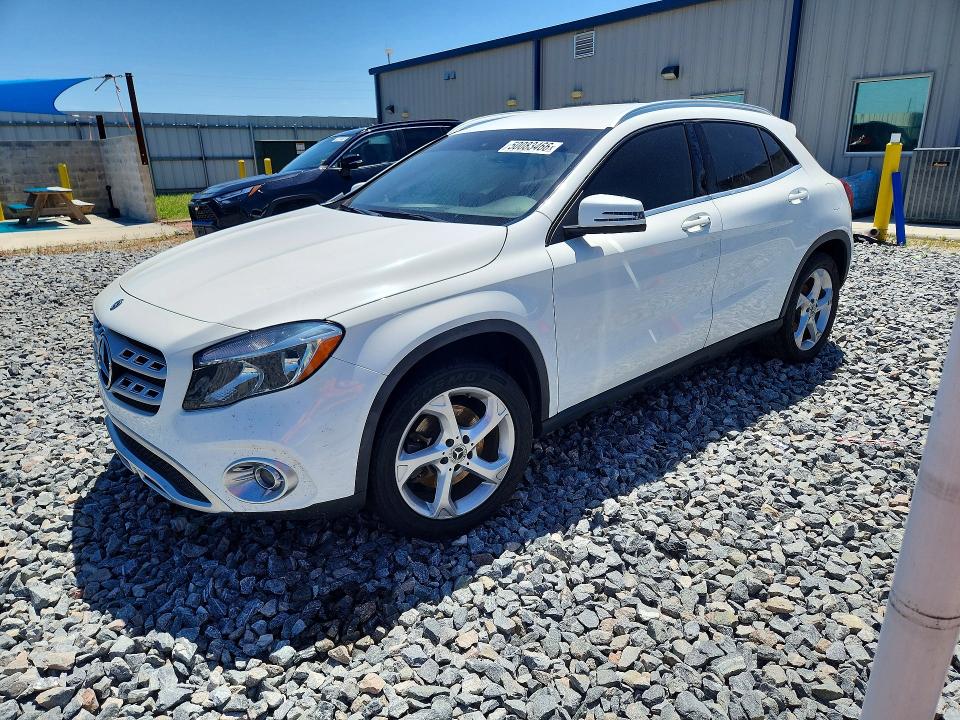 2018 Mercedes-benz Gla-klasse VIN WDCTG4GB0JU000091 COPART salvage auction — REAR END, Salvage Title, sold $2,600 on 2026-07-31 (photo 1)