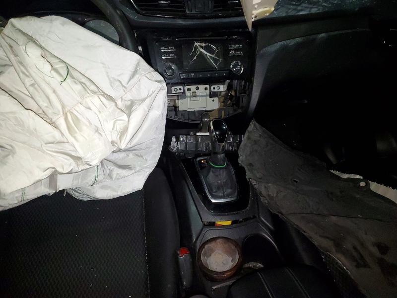 2017 Nissan Rogue VIN JN1BJ1CP9HW019419 COPART salvage auction — FRONT END, Nv - Salvage Title, sold $625 on 2026-07-09 (photo 8)