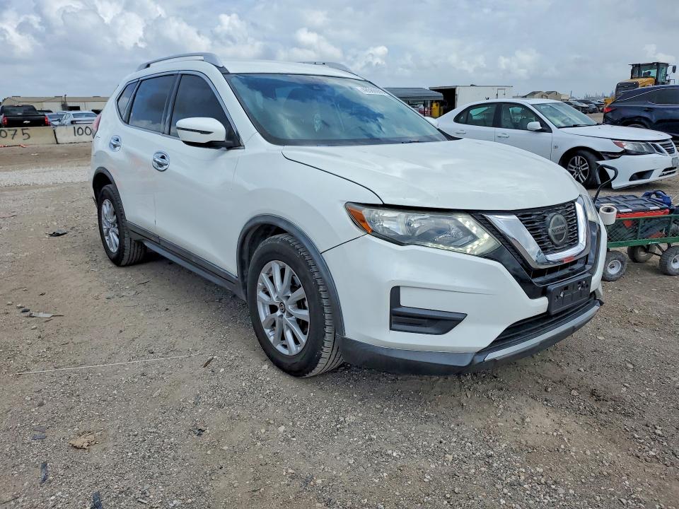 2019 Nissan Rogue VIN KNMAT2MT2KP538432 COPART salvage auction — MINOR DENT/SCRATCHES, FL - CERT OF TITLE SLVG REBUILDABLE (P), sold $2,250 on 2026-07-27 (photo 4)