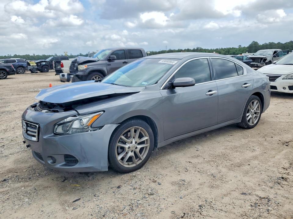 2014 Nissan Maxima VIN 1N4AA5APXEC458392 COPART salvage auction — FRONT END, Salvage Title, sold $675 on 2026-07-10 (photo 1)