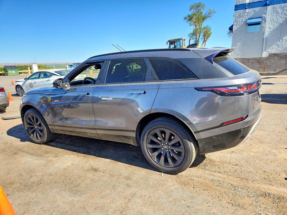 2018 Land rover RANGE ROVER VIN SALYL2RV3JA750310 COPART salvage auction — MINOR DENT/SCRATCHES, Nm - Certificate Of Title (P), sold $11,300 on 2026-07-27 (photo 2)