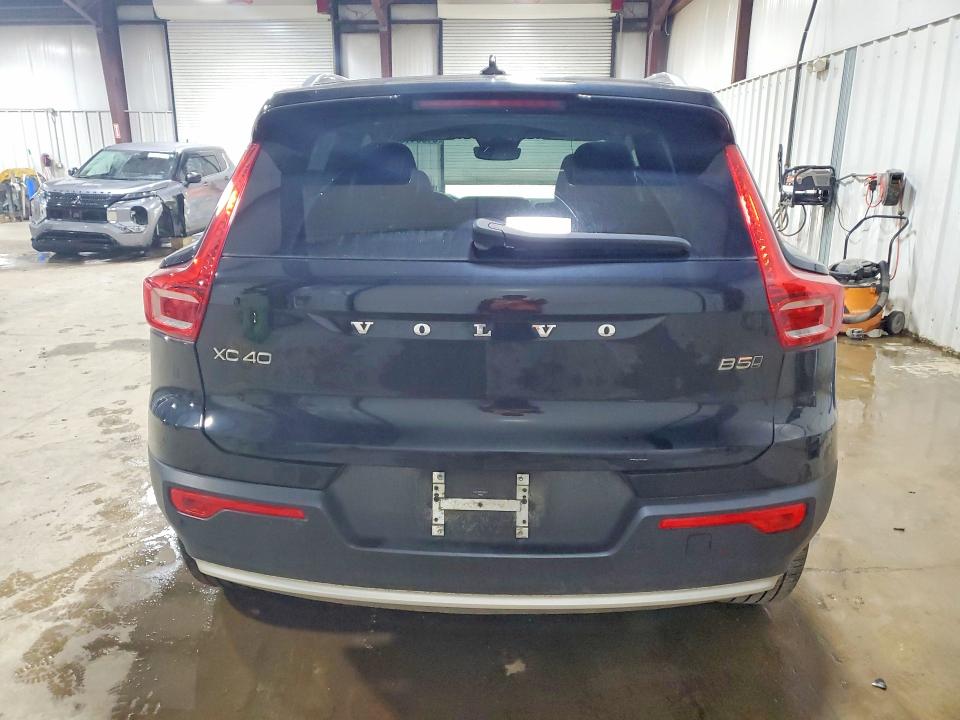 2024 Volvo Xc40 VIN YV4L12UE9R2269043 COPART salvage auction — SIDE, Salvage Title, sold $12,200 on 2026-07-15 (photo 6)