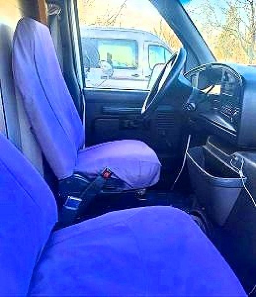 1995 Ford E-350 VIN 1FDKE37H5SHA01586 COPART salvage auction — Mechanical, IL - CERTIFICATE OF TITLE (P), sold $175 on 2026-05-04 (photo 5)