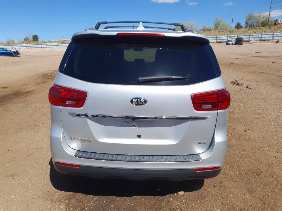 2020 Kia SEDONA VIN KNDMB5C10L6596810 COPART salvage auction — SIDE, Co - Salvage Title, sold $275 on 2026-07-27 (photo 6)