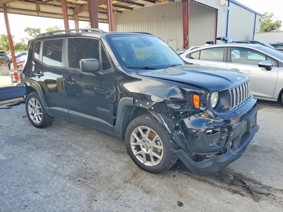 2022 Jeep Renegade VIN ZACNJDB13NPN51893 COPART salvage auction — REAR END, FL, sold $150 on 2026-07-21 (photo 4)