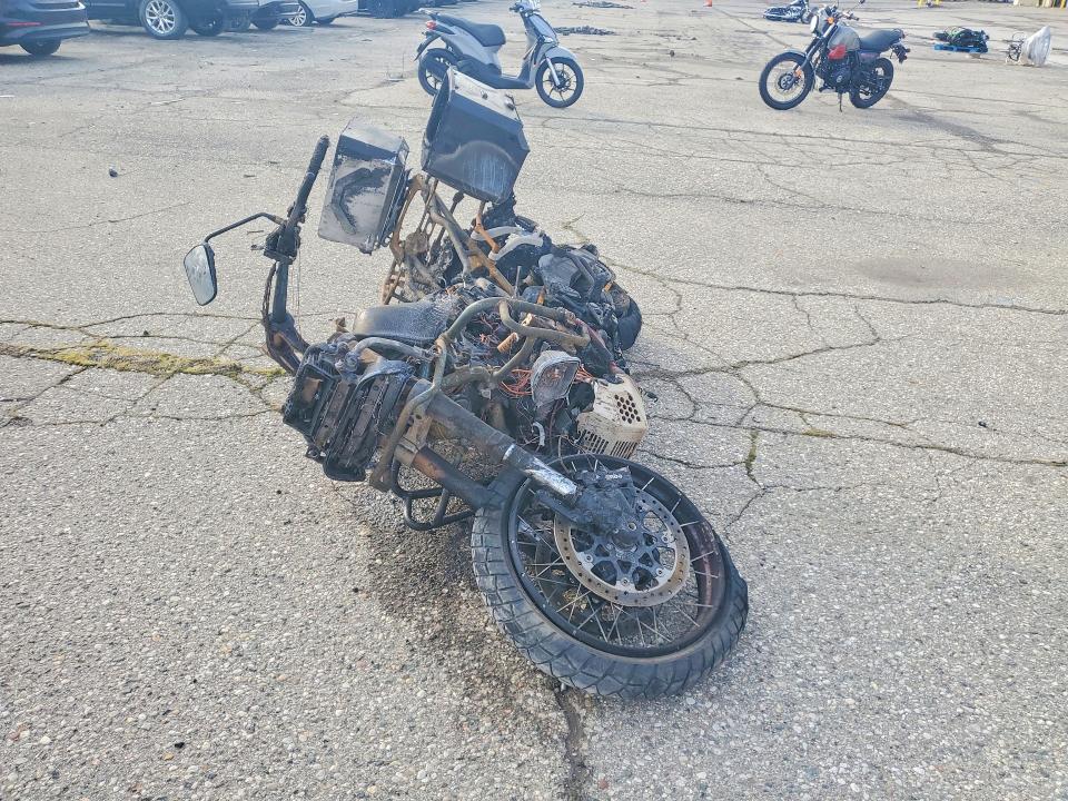 2025 Harley-davidson Ra1250 VIN MLY1ZGS10SS951411 COPART salvage auction — BURN, Mi - Scrap-Bill Of Sale, sold $40 on 2026-07-10 (photo 2)