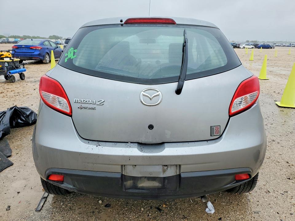 2013 Mazda 2 VIN JM1DE1KY6D0161924 COPART salvage auction — FRONT END, Tx - Salvage Vehicle Title, sold $700 on 2026-07-02 (photo 6)