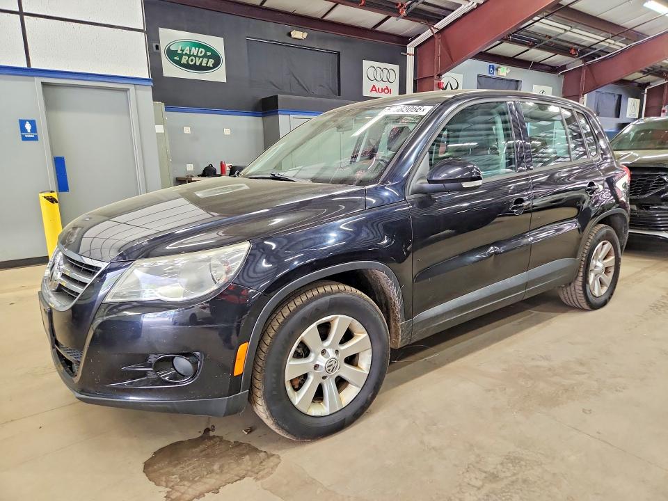 2010 Volkswagen Tiguan VIN WVGBV7AX5AW522535 COPART salvage auction — REAR END, Ny - Certificate Of Title, sold $2,500 on 2026-07-21 (photo 1)