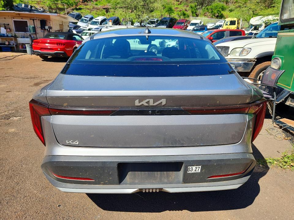 2025 Kia K4 VIN 3KPFT4DE1SE093734 COPART salvage auction — WATER/FLOOD, HI - CERTIFICATE OF SALVAGE, sold $6,400 on 2026-07-27 (photo 6)