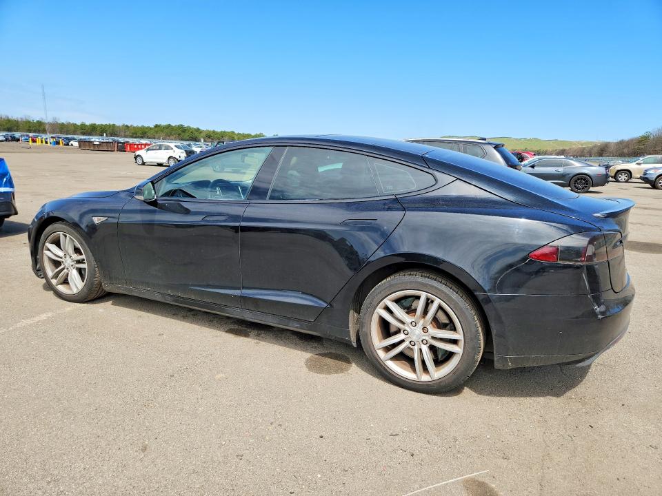 2013 Tesla Model s VIN 5YJSA1DP6DFP14029 COPART salvage auction — MINOR DENT/SCRATCHES, Ny - Mv-907A Salvage Certificate, sold $3,400 on 2026-07-18 (photo 2)