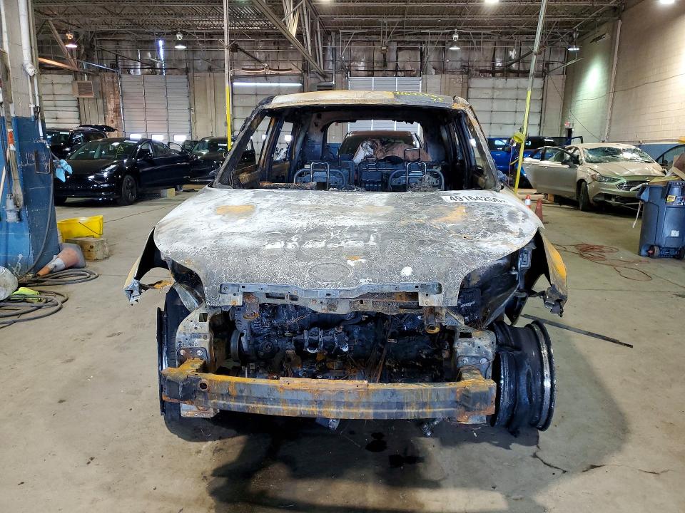 2018 Kia Soul VIN KNDJP3A5XJ7557437 COPART salvage auction — BURN, Mi - Dealer Only Clean Title, sold $300 on 2026-07-31 (photo 5)