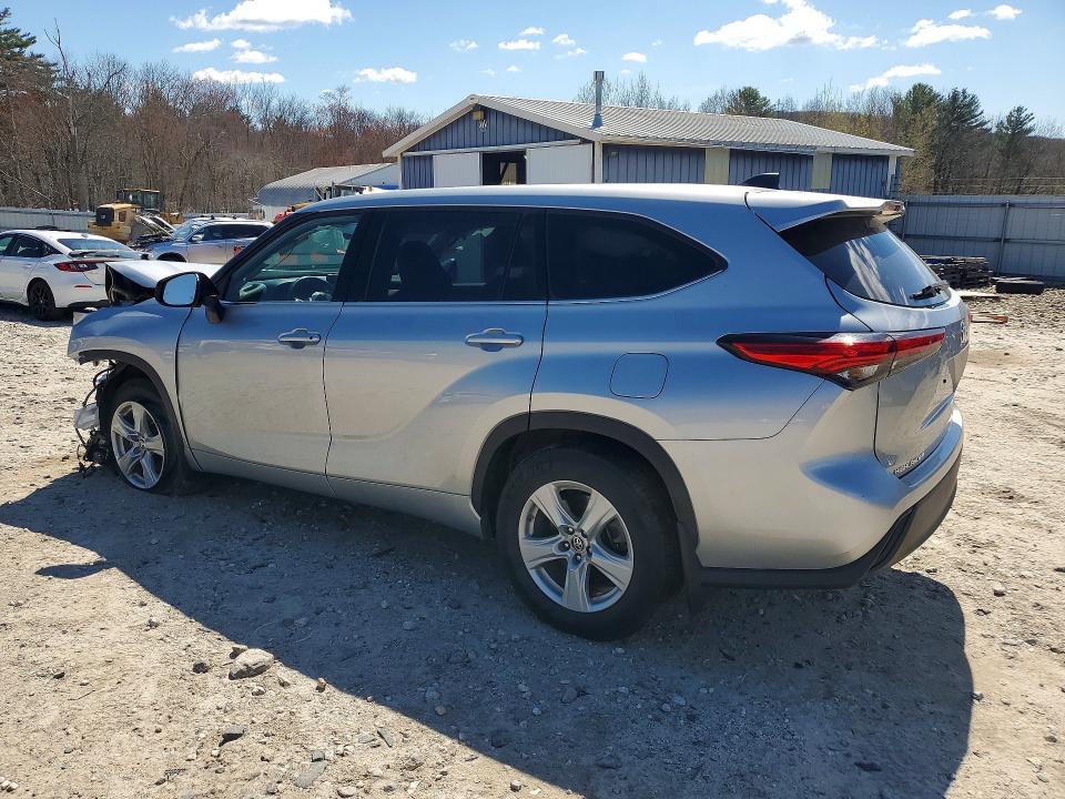 2022 Toyota Highlander VIN 5TDBZRBH9NS218044 COPART salvage auction — FRONT END, Id - Salvage Certificate Of Title, sold $10,700 on 2026-07-08 (photo 2)