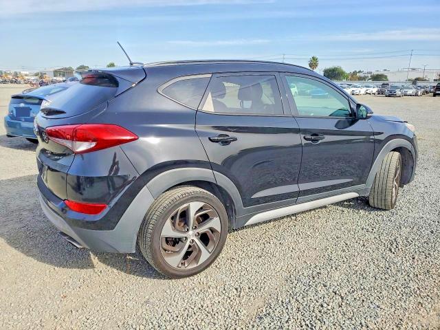 2017 Hyundai Tucson VIN KM8J33A27HU570428 COPART salvage auction — MINOR DENT/SCRATCHES, Ca - Dis/Dlr/Exp Only Clean Title, sold $2,150 on 2026-07-02 (photo 3)