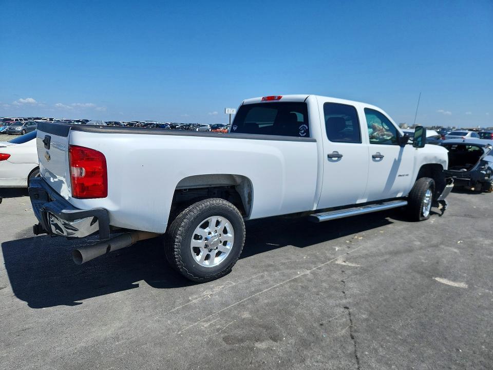2011 Chevrolet Silverado 3500 VIN 1GC4K0C84BF248622 COPART salvage auction — FRONT END, Ca - Salvage Certificate, sold $3,700 on 2026-07-06 (photo 3)