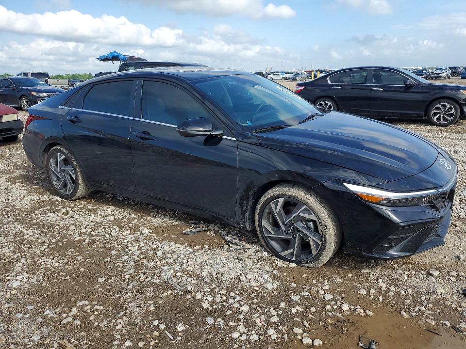 2025 Hyundai Elantra VIN KMHLN4DJ6SU155975 COPART salvage auction — NORMAL WEAR, Tx - Salvage Vehicle Title, sold $175 on 2026-07-30 (photo 4)