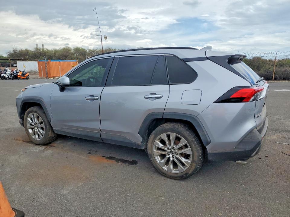 2021 Toyota Rav 4 VIN JTMY1RFV5MD078800 COPART salvage auction — WATER/FLOOD, Hi - Certificate Of Salvage, sold $3,300 on 2026-07-20 (photo 2)