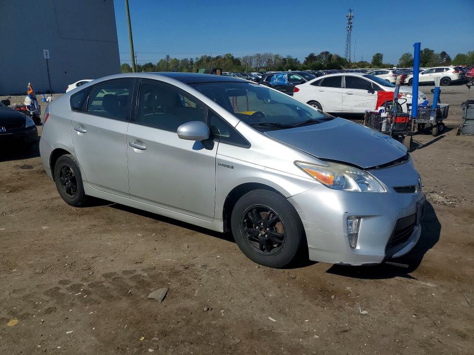 2014 Toyota Prius VIN JTDKN3DUXE1790644 COPART salvage auction — FRONT END, Md - Cert Of Salvage > 75% Damage, sold $225 on 2026-07-22 (photo 4)
