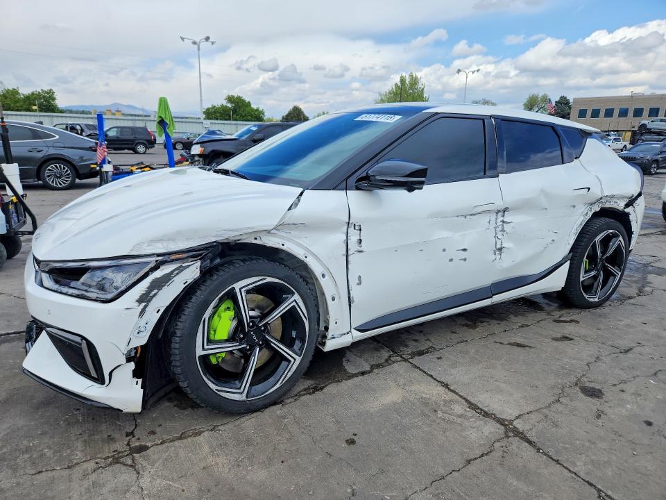2023 Kia Ev6 VIN KNDC5DLE8P5133096 COPART salvage auction — SIDE, Co - Salvage Title, sold $12,900 on 2026-07-06 (photo 1)