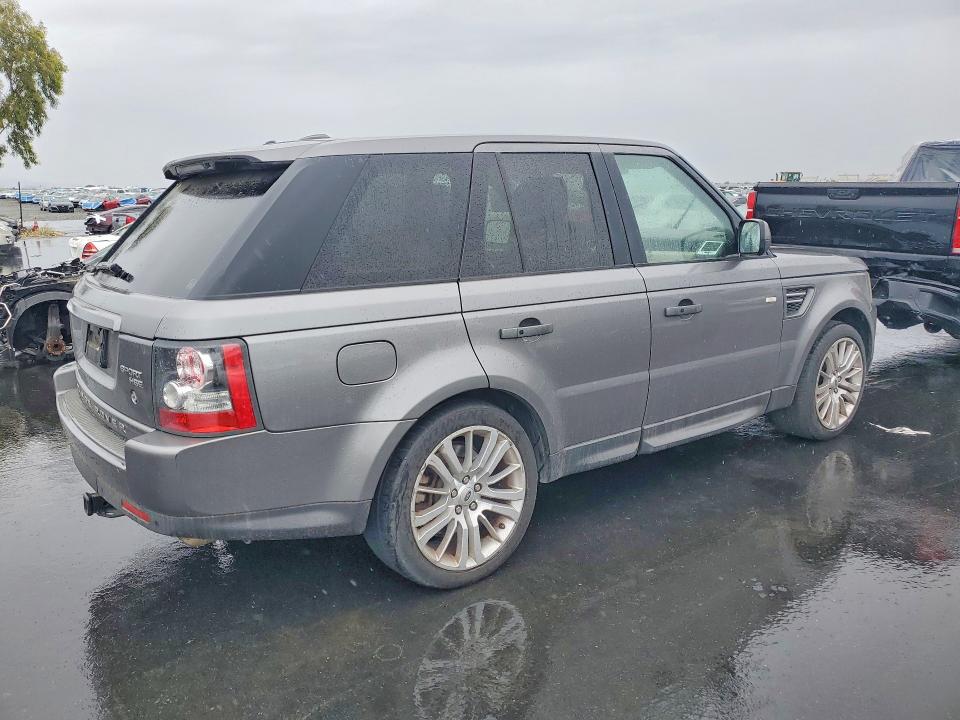 2010 Land rover Range rover sport VIN SALSK2D40AA234638 COPART salvage auction — MECHANICAL, CA - DIS/DLR/EXP ONLY CLEAN TITLE, sold $225 on 2026-07-15 (photo 3)