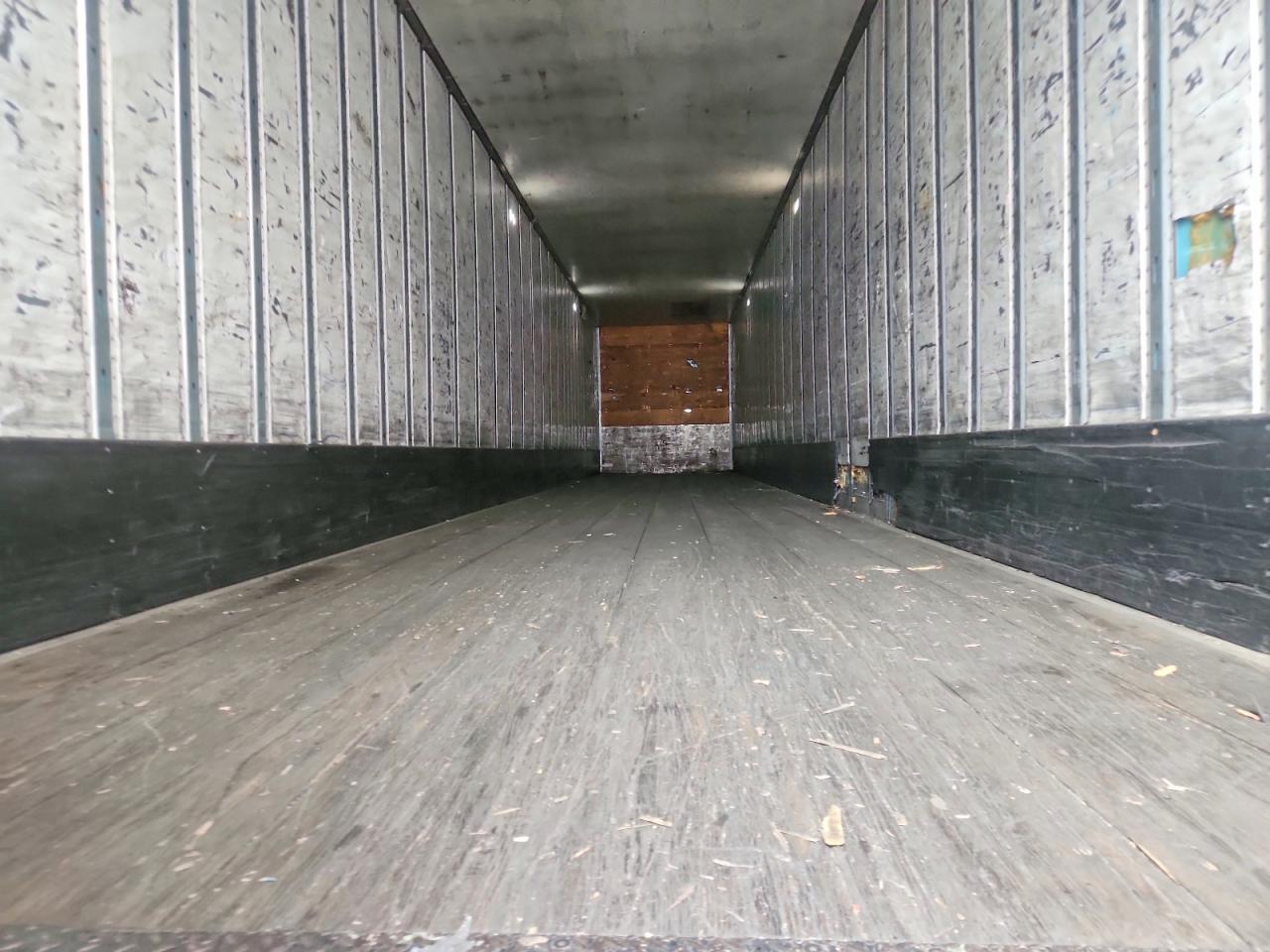 2014 Util Vs2dx VIN 1UYVS2539EG766405 COPART salvage auction — Minor Dent/Scratches, TN - DIS/DLR/EXP ONLY CLEAN TITLE (P), sold $5,900 on 2026-09-03 (photo 6)