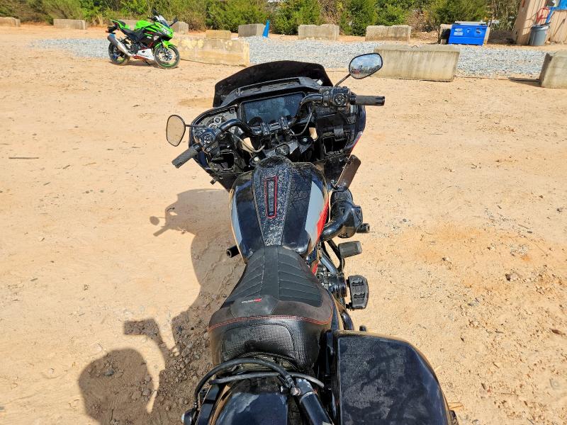 2025 Harley-davidson Road glide VIN 1HD1TL810SB957714 COPART salvage auction — FRONT END, Nc - Salvage Certificate Of Title, sold $10,700 on 2026-07-23 (photo 6)