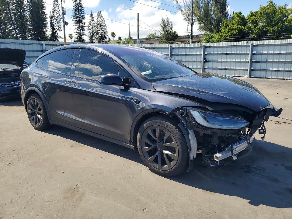 2024 Tesla Model x VIN 7SAXCDE50RF445213 COPART salvage auction — FRONT END, Fl - Cert Of Title Slvg Rebuildable, sold $15,100 on 2026-07-06 (photo 4)