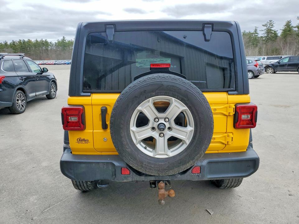 2018 Jeep Wrangler Unlimited VIN 1C4HJXDN4JW318975 COPART salvage auction — Normal Wear, FL - CERTIFICATE OF TITLE, sold $8,500 on 2026-06-24 (photo 6)