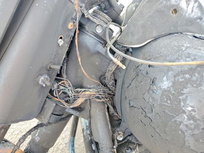 2009 Harley-davidson Flstc VIN 1HD1BW5109Y040398 COPART salvage auction — BURN, Sc - Cert Of Title-Salvage Fire, sold $50 on 2026-07-08 (photo 8)