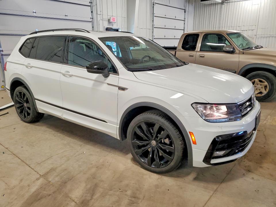 2021 Volkswagen Tiguan VIN 3VV2B7AX9MM095752 COPART salvage auction — SIDE, MN - CERT OF TITLE-SALVAGE, sold $6,000 on 2026-07-02 (photo 4)
