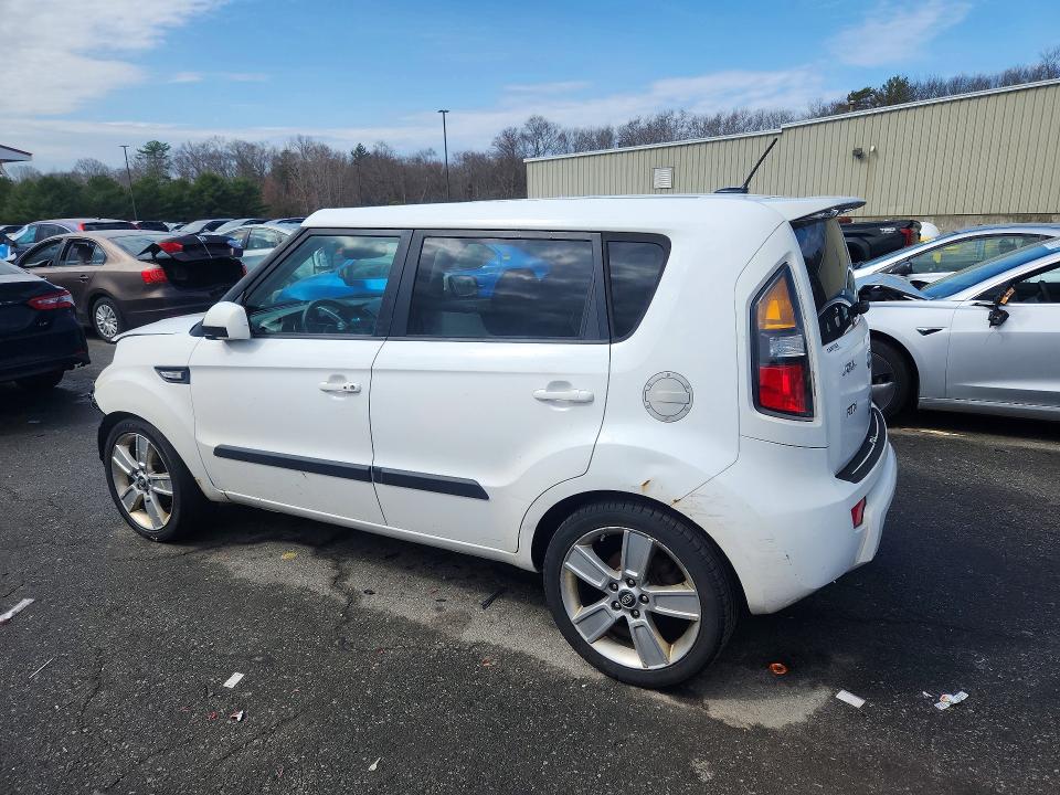 2011 Kia Soul VIN KNDJT2A29B7268529 COPART salvage auction — FRONT END, Id - Salvage Certificate Of Title, sold $475 on 2026-07-21 (photo 2)