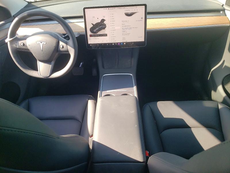 2025 Tesla Model y VIN 7SAYGDED6SA371234 COPART salvage auction — SIDE, Nc - Salvage Certificate Of Title, sold $375 on 2026-07-30 (photo 8)