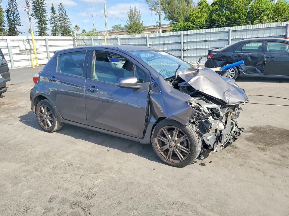 2014 Toyota Yaris VIN JTDKTUD34ED581420 COPART salvage auction — FRONT END, Fl - Cert Of Title Slvg Rebuildable, sold $700 on 2026-07-27 (photo 4)
