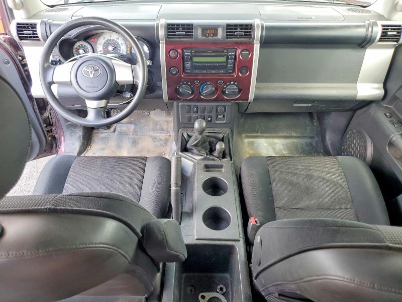 2007 Toyota Fj cruiser VIN JTEBU11F270049180 COPART salvage auction — FRONT END, Co - Certificate Of Title, sold $6,100 on 2026-07-14 (photo 8)