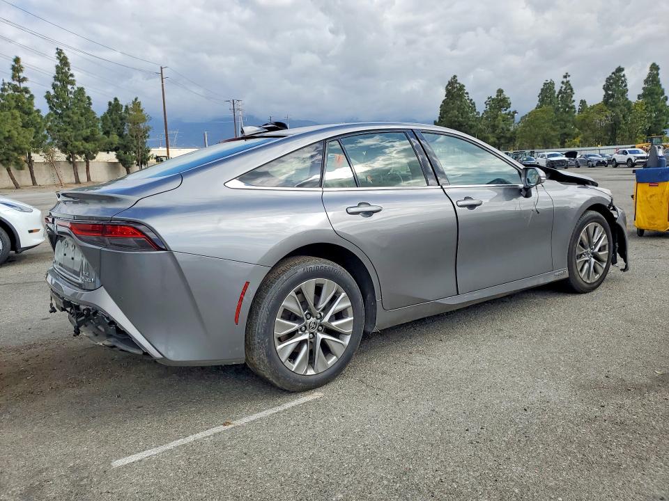 2023 Toyota Mirai VIN JTDAAAAA7PA009085 COPART salvage auction — FRONT END, Salvage Title, sold $125 on 2026-07-23 (photo 3)
