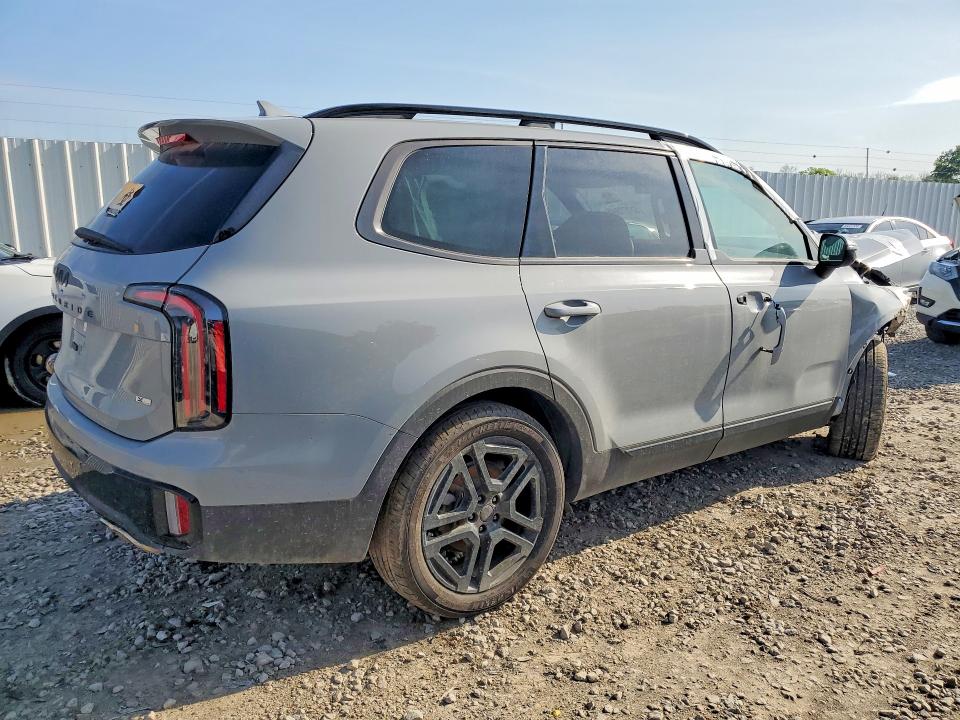 2025 Kia Telluride VIN 5XYP3DGCXSG599323 COPART salvage auction — FRONT END, Oh - Certificate Of Title, sold $8,200 on 2026-07-09 (photo 3)