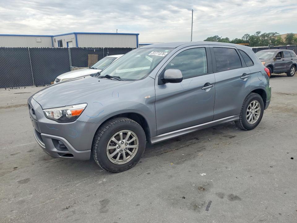 2011 Mitsubishi Outlander VIN JA4AP3AU1BZ012119 COPART salvage auction — SIDE, Id - Salvage Certificate Of Title, sold $1,000 on 2026-07-30 (photo 1)