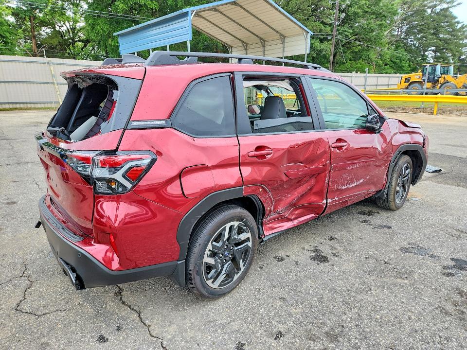 2025 Subaru Forester VIN JF2SLDRC9SH614409 COPART salvage auction — ROLLOVER, Fl - Certificate Of Destruction, sold $5,000 on 2026-07-28 (photo 3)