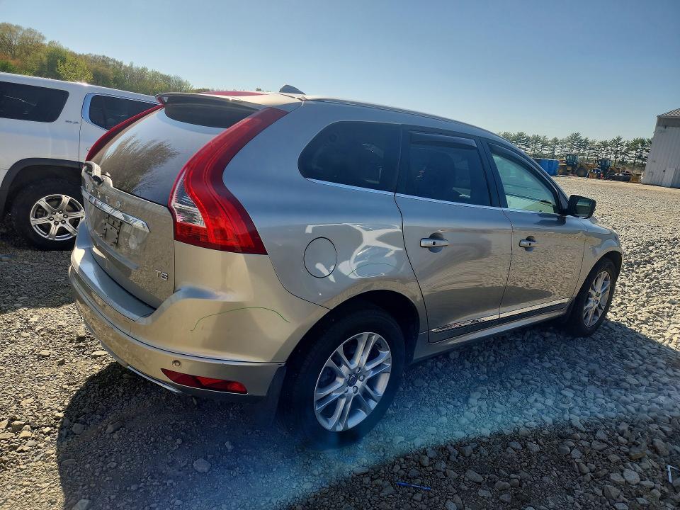 2016 Volvo Xc60 VIN YV440MDK2G2795889 COPART salvage auction — NORMAL WEAR, NJ - CERT OF TITLE-SALVAGE, sold $2,700 on 2026-07-20 (photo 3)