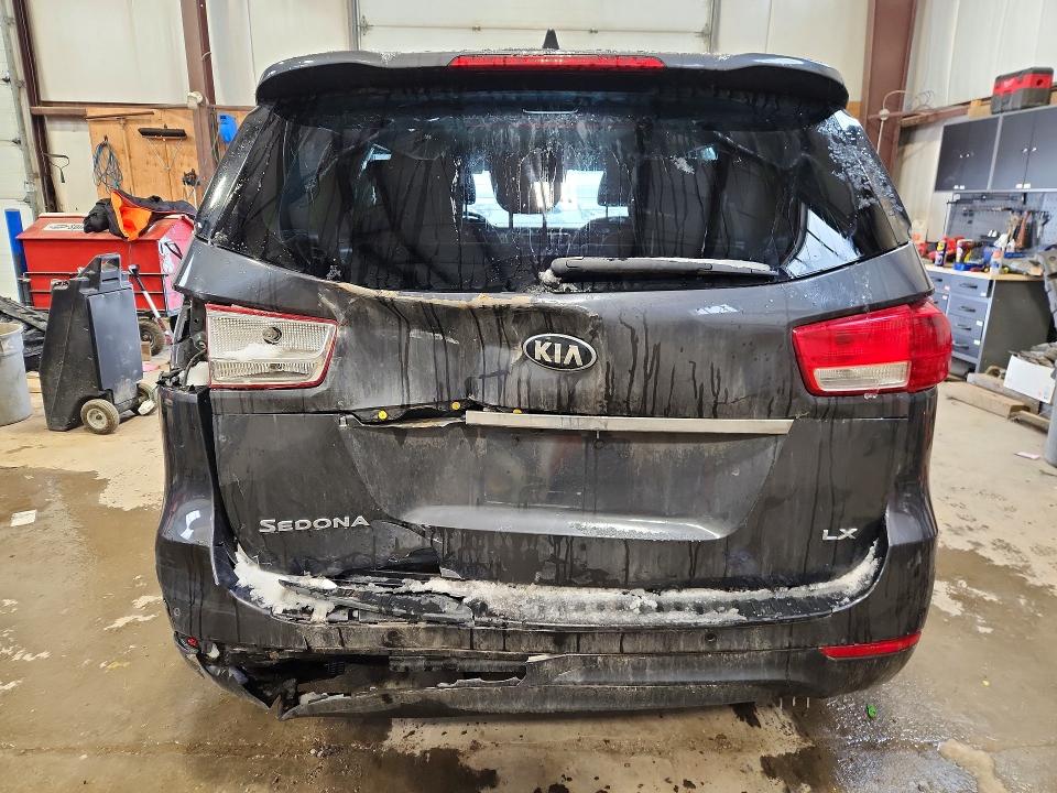 2017 Kia SEDONA VIN KNDMB5C11H6290853 COPART salvage auction — REAR END, Salvage Title, sold $2,400 on 2026-07-16 (photo 6)