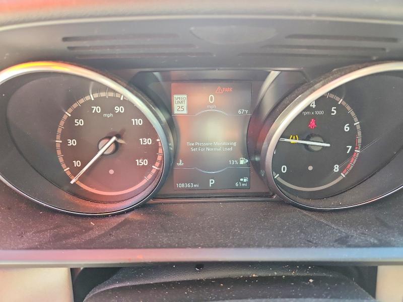 2017 Land rover Discovery VIN SALRRBBV8HA046451 COPART salvage auction — MINOR DENT/SCRATCHES, Nc - Salvage Certificate Of Title, sold $800 on 2026-07-31 (photo 9)