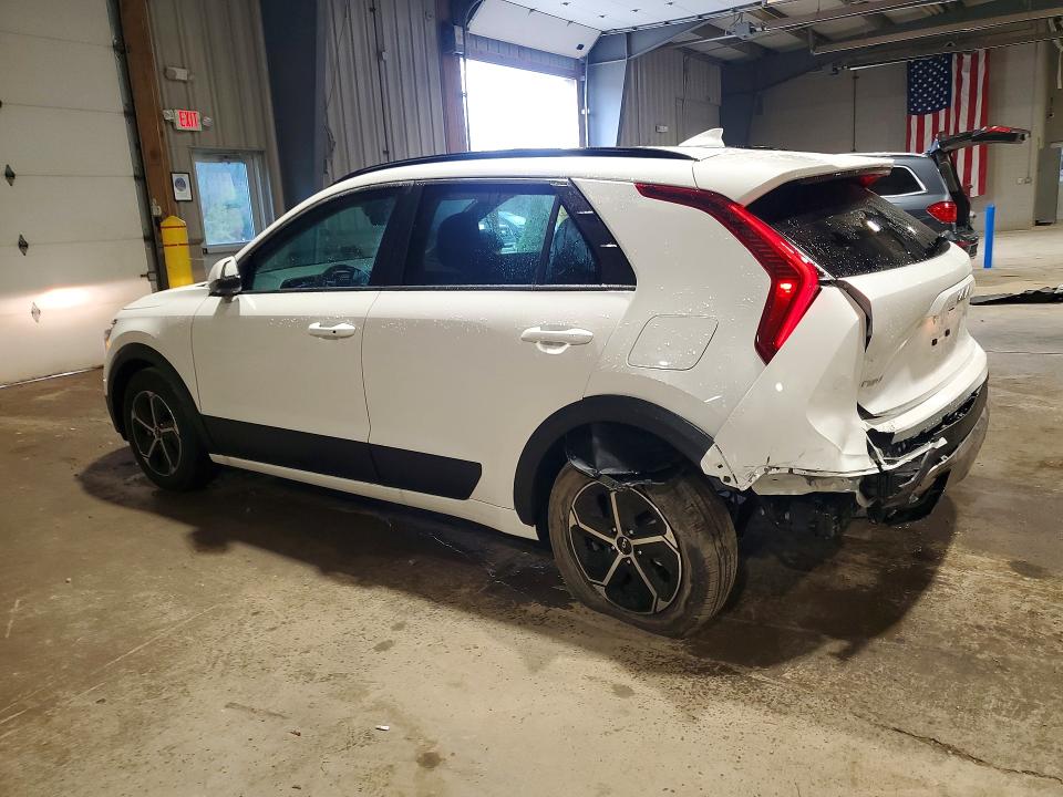 2025 Kia Niro VIN KNDCR3LE7S5287905 COPART salvage auction — REAR END, Salvage Title, sold $1,650 on 2026-07-29 (photo 2)