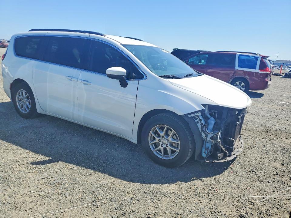 2020 Chrysler Voyager VIN 2C4RC1DG2LR260602 COPART salvage auction — FRONT END, Ca - Salvage Certificate, sold $2,100 on 2026-07-09 (photo 4)