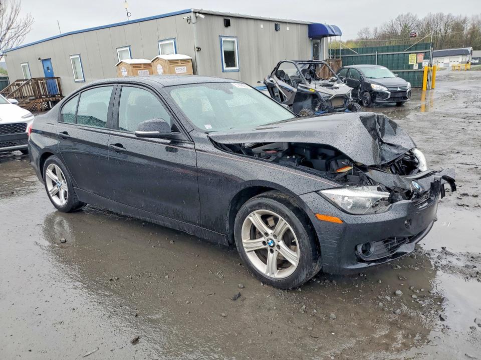 2015 BMW 3er VIN WBA3B5C55FF961966 COPART salvage auction — FRONT END, Salvage Title, sold $1,100 on 2026-07-15 (photo 4)