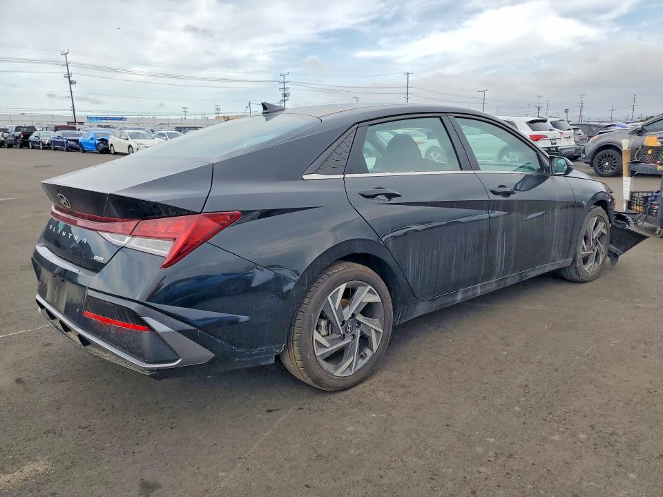 2024 Hyundai Elantra VIN KMHLN4DJ3RU112835 COPART salvage auction — FRONT END, Ca - Salvage Certificate, sold $7,700 on 2026-07-08 (photo 3)