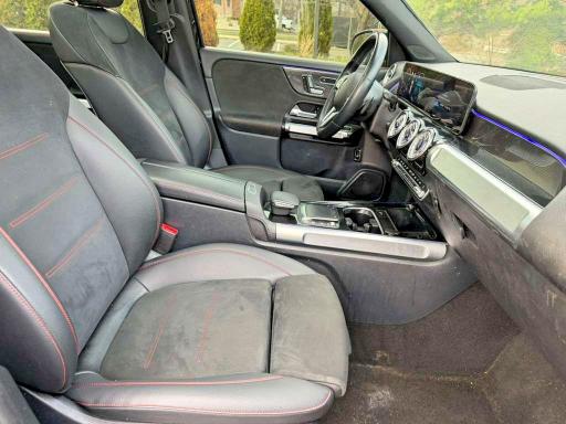 2022 Mercedes-benz Glb-class VIN W1N4M4HB4NW252219 COPART salvage auction — MINOR DENT/SCRATCHES, Wv - Certificate Of Title, sold $16,100 on 2026-07-17 (photo 8)